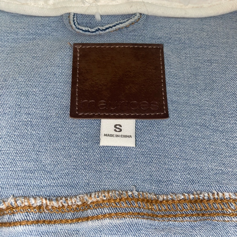 Jean jacket - Picture 3 of 3